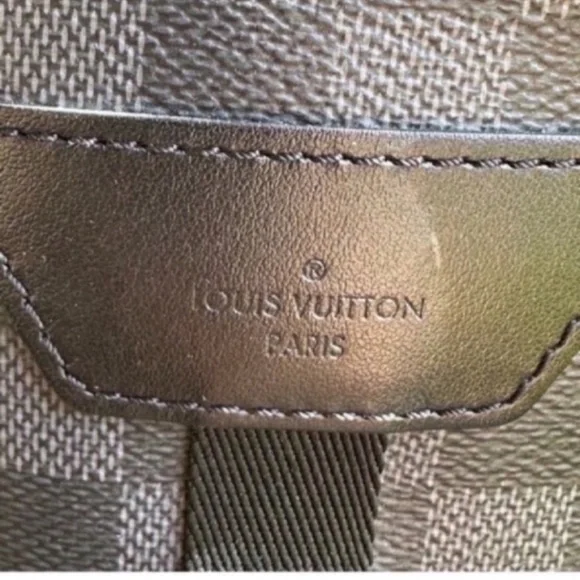 LOUIS VUITTON  Utility Backpack damier - Picture 5 of 8